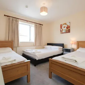 Four Seasons Bed & Breakfast